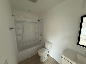 10172 Vena Ave, Pacoima, CA