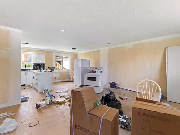 3rd image of 7203 W 8th St NW