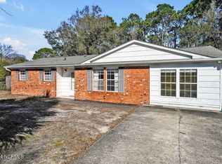 108 Stuart Ave, Southport, NC 28461