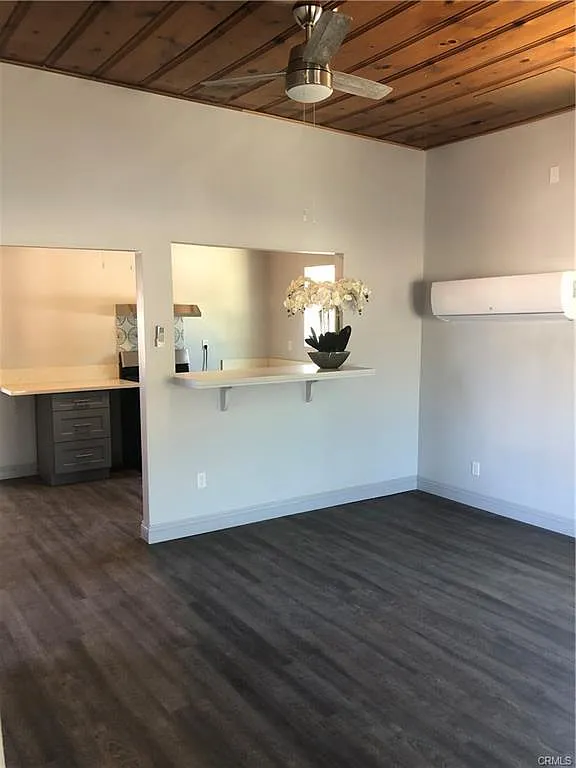 3 bed, 923 sqft, $1,475 — Photo 4
