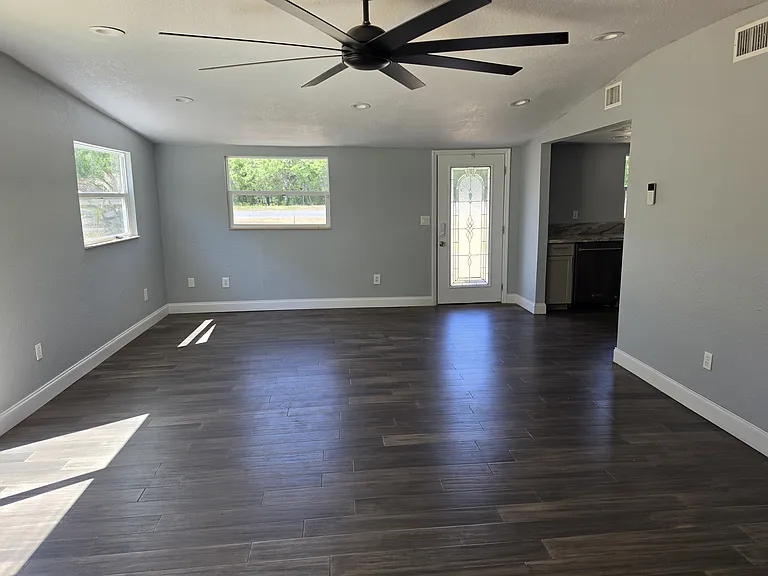 16215 SE Hawthorne Rd — Photo 15