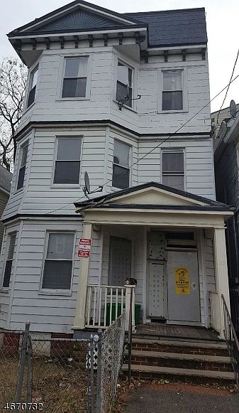 2nd image of 22 Mission St