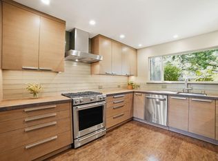 1325 Crofton Court, Healdsburg, CA 95448