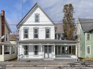 27 W Main St, Elizabethville, PA 17023