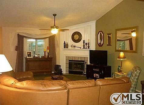 3rd image of 4355 Cantrell St
