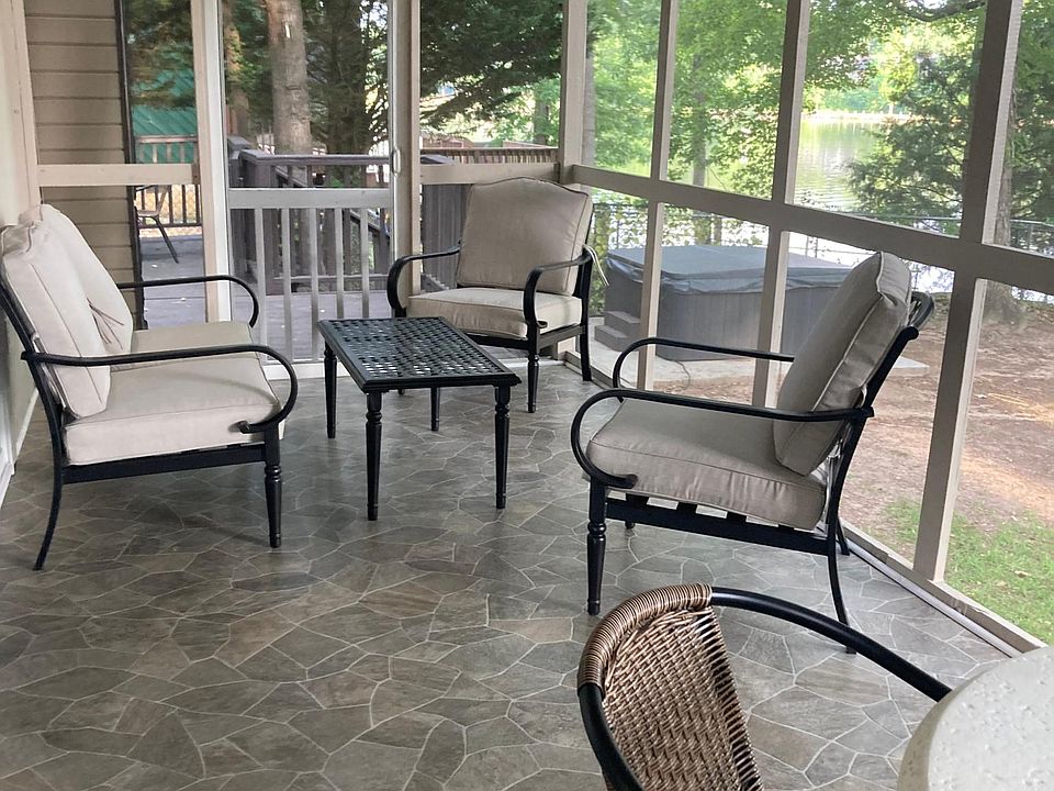 Screened porch