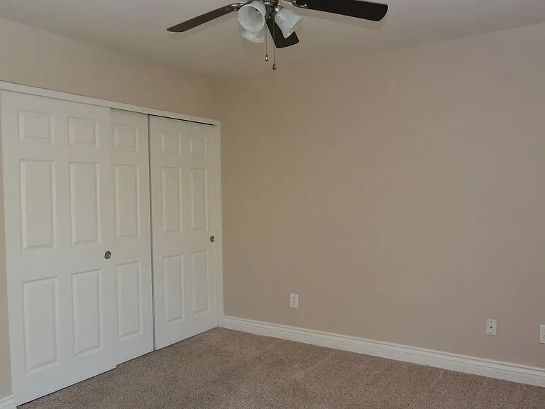 1420 S Arroyo — Photo 7