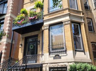 908 W Roscoe St #G, Chicago, IL 60657
