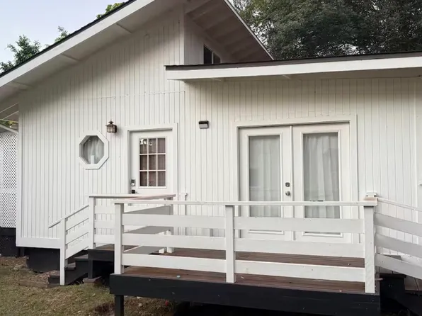 1755 Olinda Rd, Makawao, HI 96768