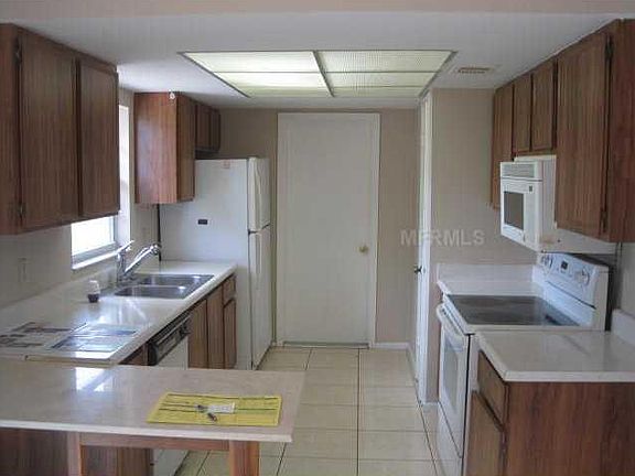4th image of 183 E Cedarwood Cir
