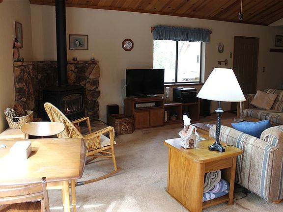 4th image of 22809 Sierra Dr