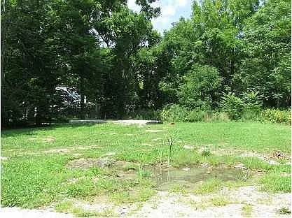 628 Jay Ave photo 1