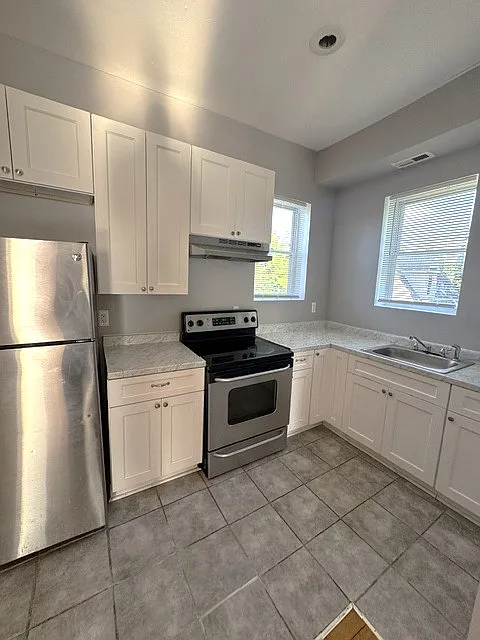 2 bed, 2.5 bath, 1500 sqft, $2,095 — Photo 3