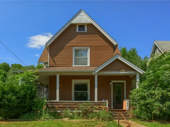 273 Orchard St, Sharon, PA 16146