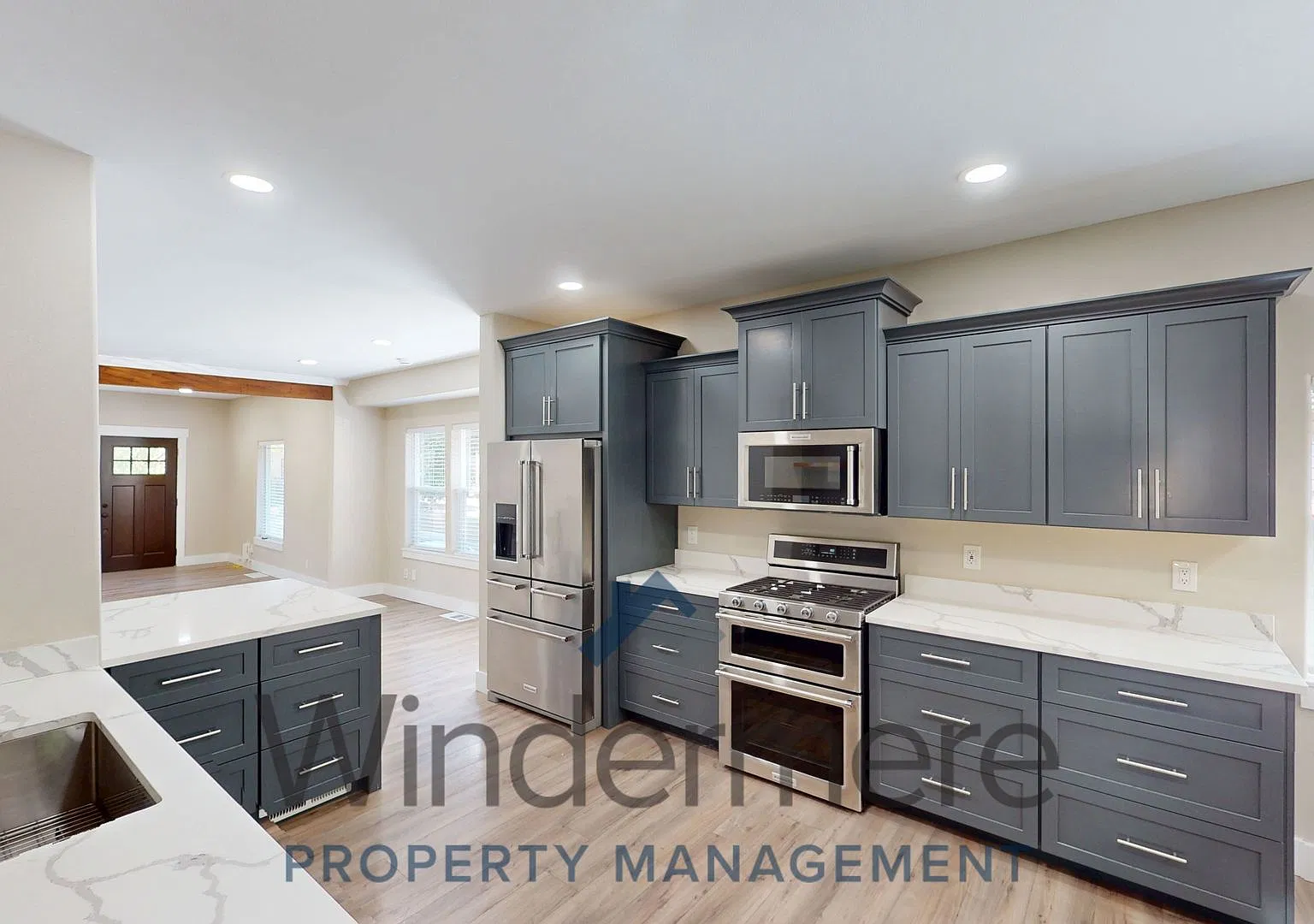609 Pleasant St. - Well Equipped Kitchen, Finished Basement with Wet Bar and 2 Bonus Rooms — Photo 1