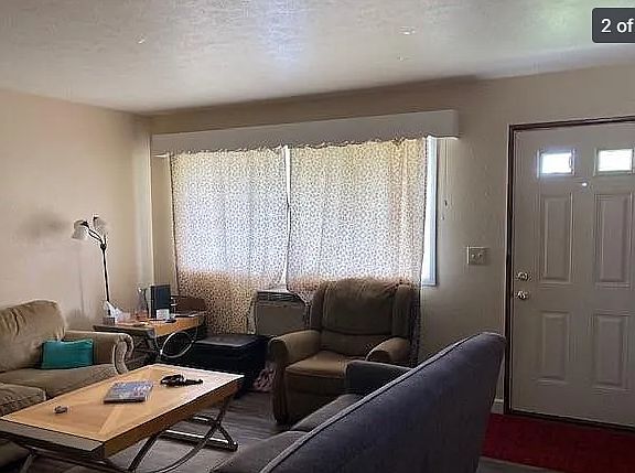 2nd image of 2651 Montebello Rd