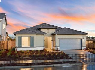 303 Hemingway Ln, Discovery Bay, CA 94505