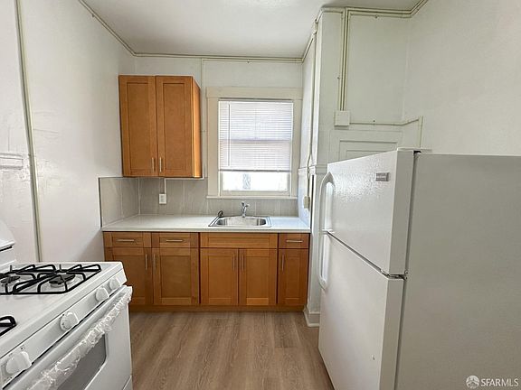 4th image of 1101 Pine St APT 300