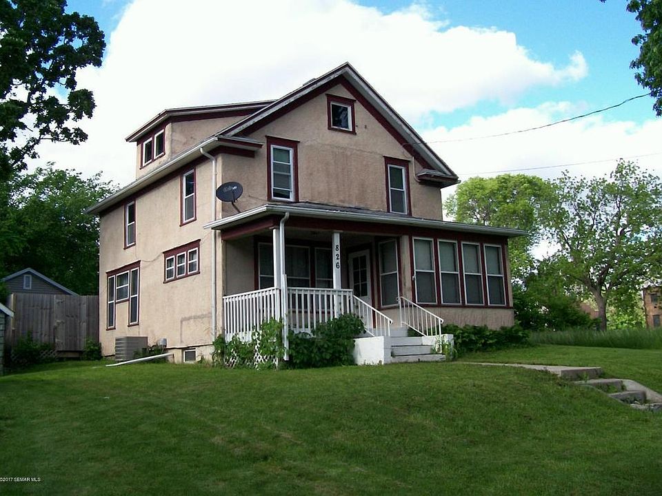 1st image of 826 W William St