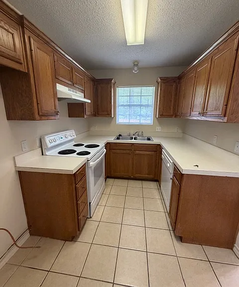 4809 N Park Rd #1 — Photo 3