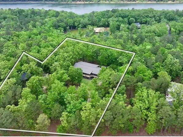 648 W De Queen Ave, De Queen, AR 71832