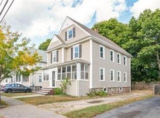 72 Farrington St #1, Quincy, MA 02170