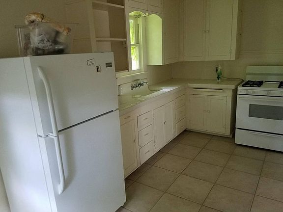 From back of Kitchen looking to other side.