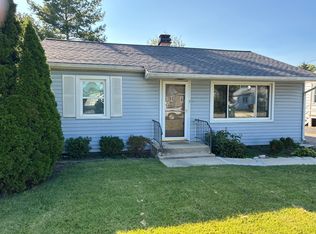 4028 N Park St, Westmont, IL 60559