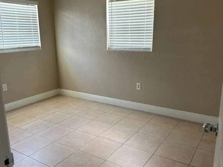 9519 Birmingham Dr — Photo 7