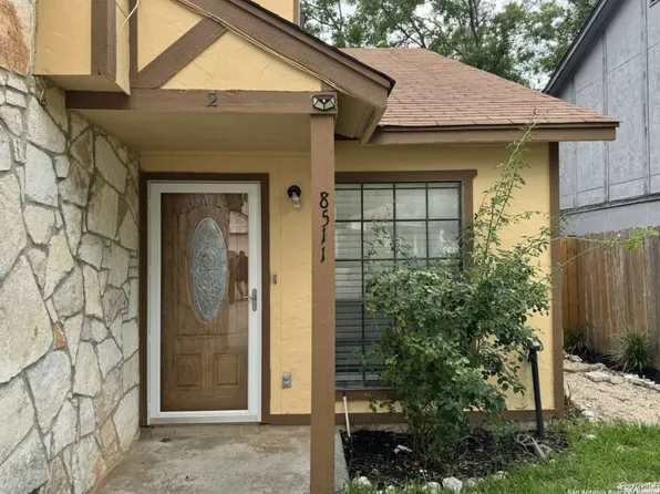 8511 Sir Lancelot APT 2, San Antonio, TX 78240