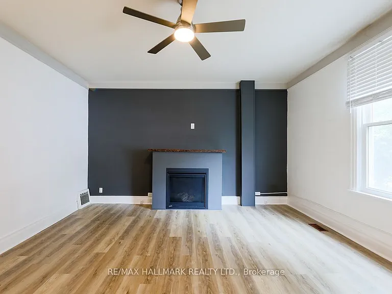 405 Kingston Rd #MAIN FLOOR — Photo 3