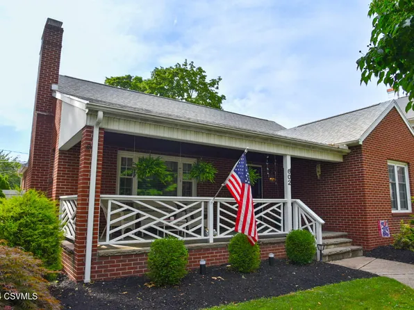 602 8th St, Selinsgrove, PA 17870