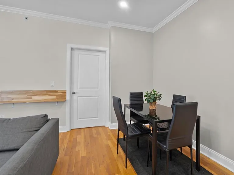 5501 Hudson Ave #407 — Photo 8