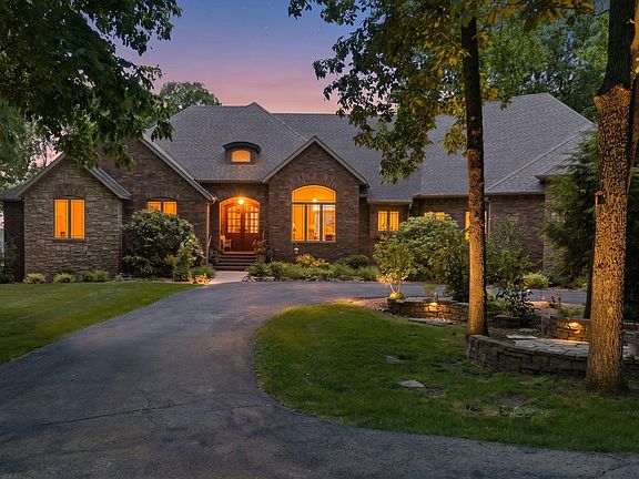 2nd image of 2262 N Polo Lane