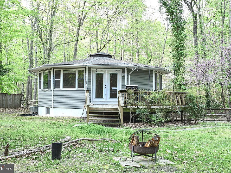12433 Cree Ln