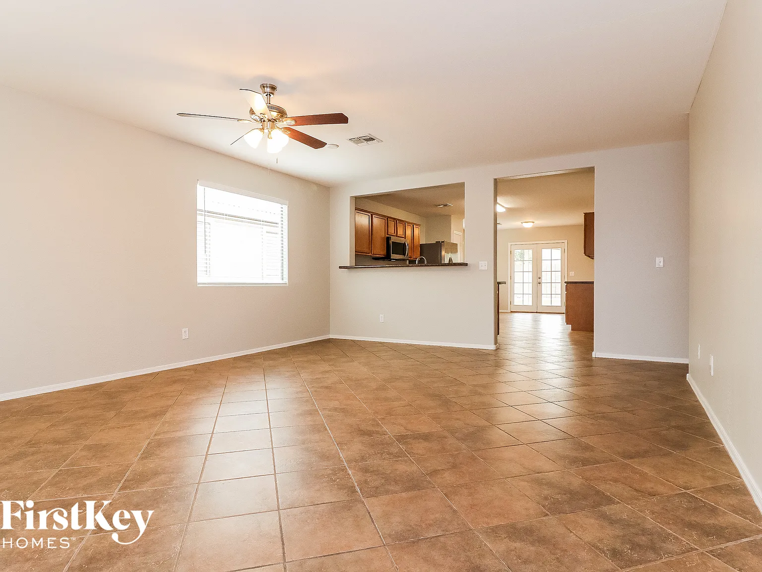 3 bed, 2.0 bath, 1406 sqft, $1,970 — Photo 4