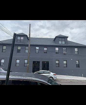 2nd image of 242 Hooker Pl #244