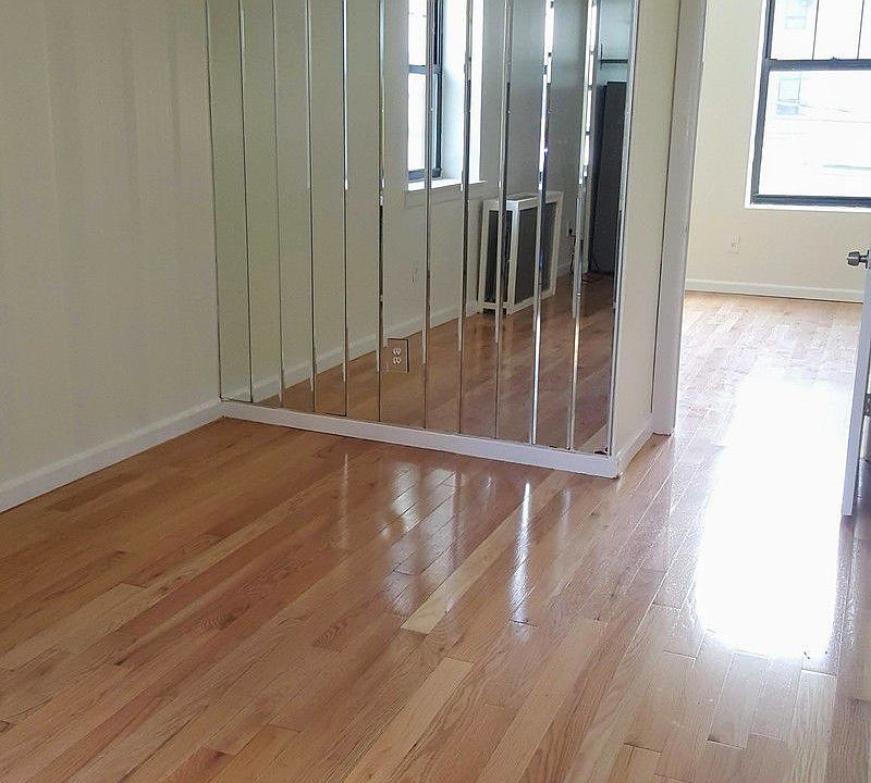 1st image of 3631 31st St