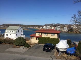 17 Riverside Rd, Gloucester, MA 01930