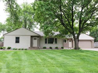 1848 Desoto St, Saint Paul, MN 55117