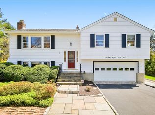 2864 Hickory St, Yorktown Heights, NY 10598