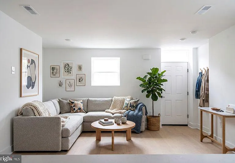 1307 Morris St #B & A — Photo 9
