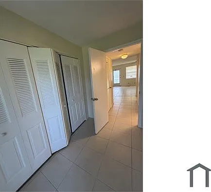 261 Camden Dr E #K — Photo 16