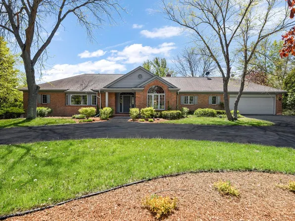 1041 Horns Corners ROAD, Cedarburg, WI 53012
