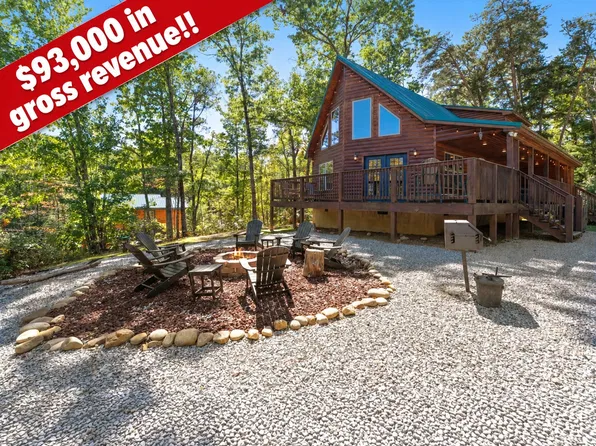 4375 Chamberlain Ln, Sevierville, TN 37862