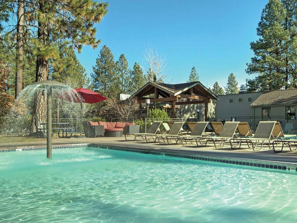 Salt water pool
