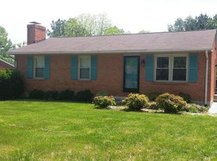 118 Lenox Cir, Roanoke, VA 24019