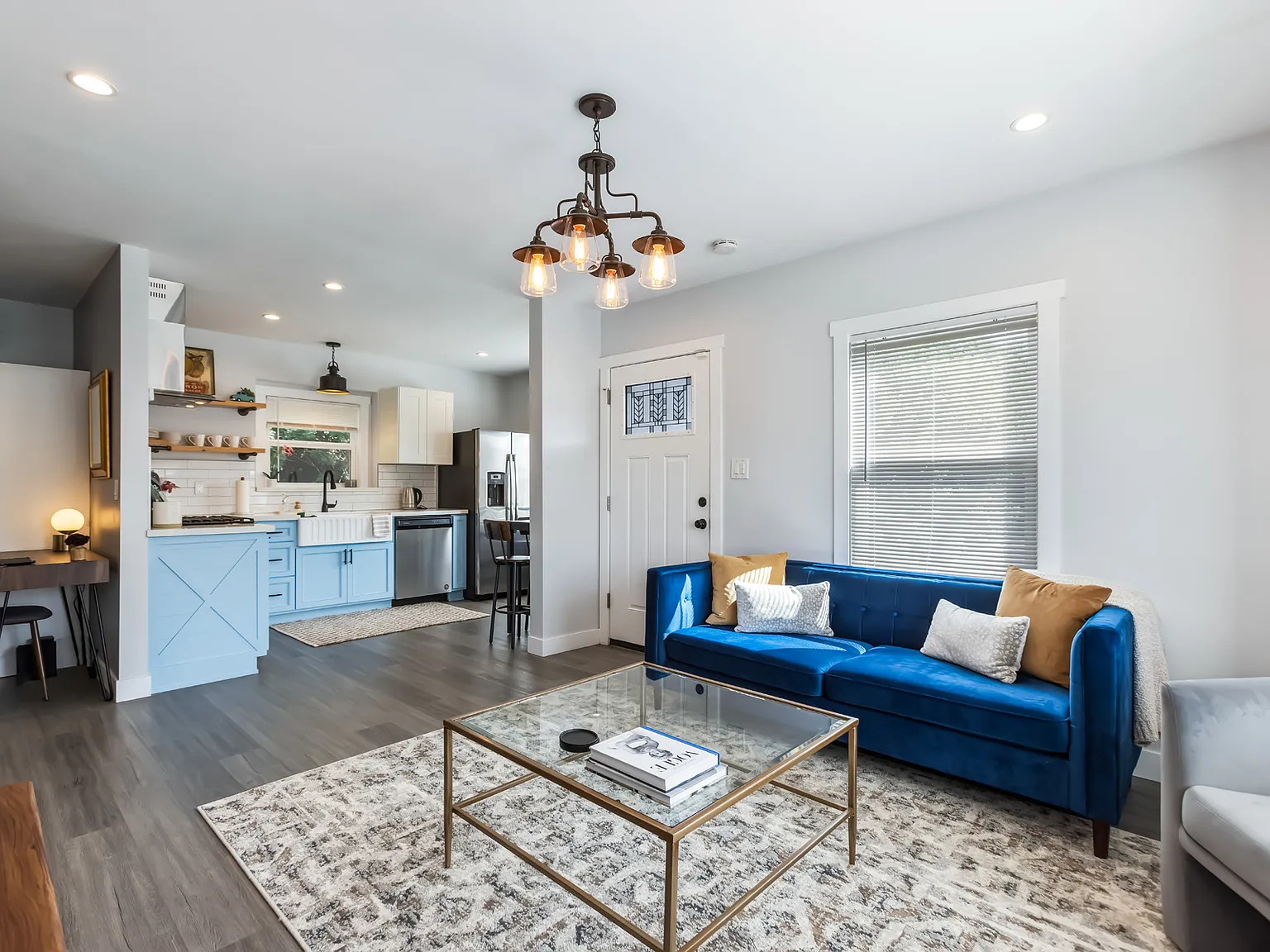 1 bed, 650 sqft, $2,450 — Photo 4