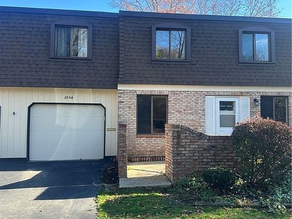 2nd image of 1651 Mentor Ave APT 2204
