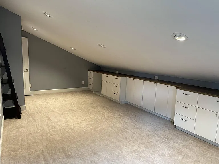 bonus room
